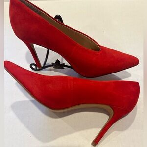 Vince Camuto Ankia Vibrant Ruby Red Suede Heels 👠 NWT